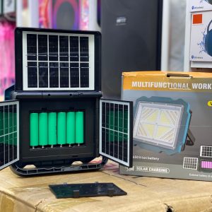 نور افکن LED خورشیدی شارژی با قابلیت تعویض باتری لیتیومی